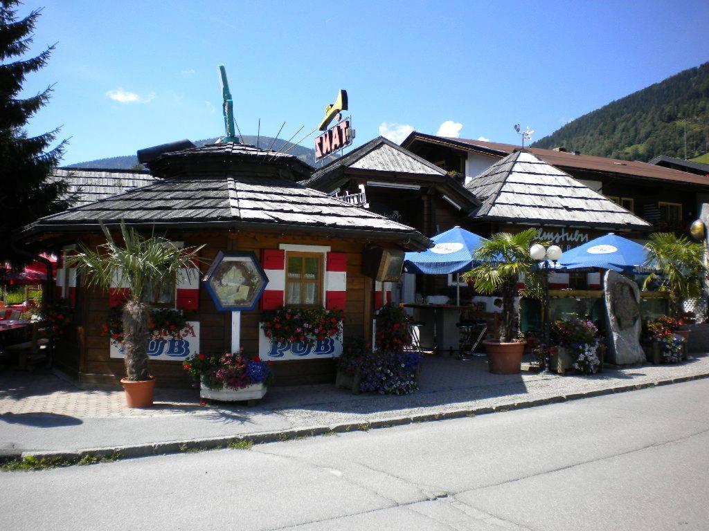Gaestehaus Sagmeister Bed & Breakfast Bad Kleinkirchheim Exterior photo